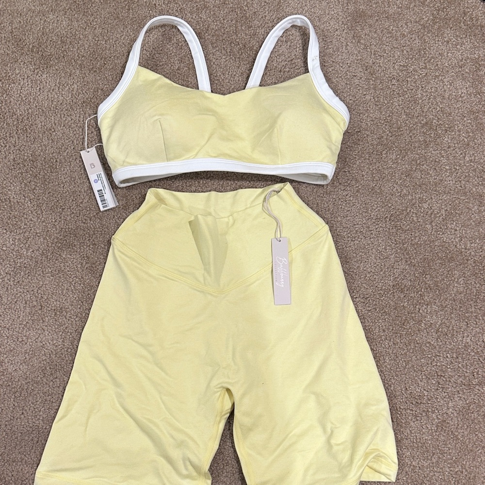 NWT Buff bunny yellow set- size small
